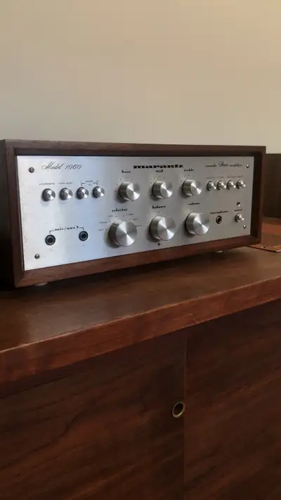 Marantz 1060, View more