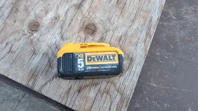 dewalt 5ah battery 20v max $75