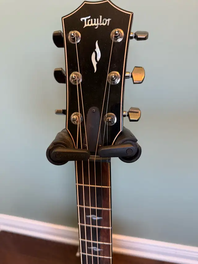 Taylor 812C - 2024 Model581483976795115523