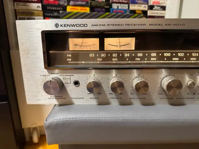 Vintage Silver Face Kenwood KR-4070 Stereo Receiver Sounds Great in General Electronics in City of Toronto - Image 10