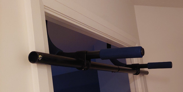 pullup bar in Exercise Equipment in City of Toronto