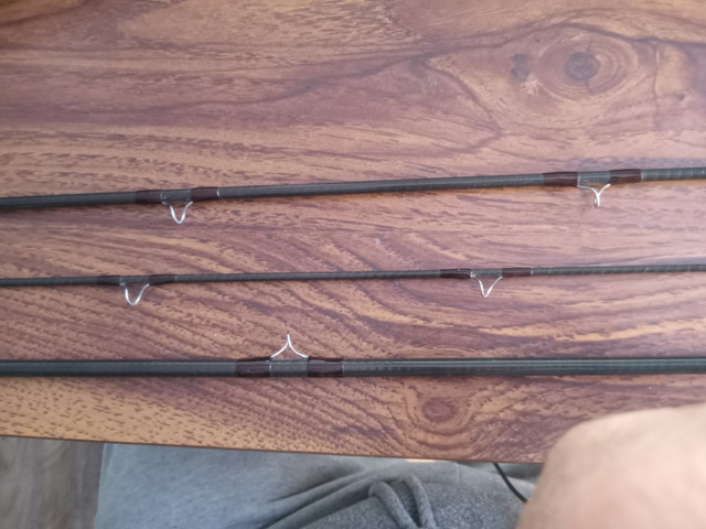 4 piece travel fly rod in Fishing, Camping & Outdoors in Hamilton - Image 2
