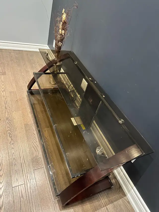TV Stand - 3 layers, glass & wood in TV Tables & Entertainment Units in City of Toronto - Image 4