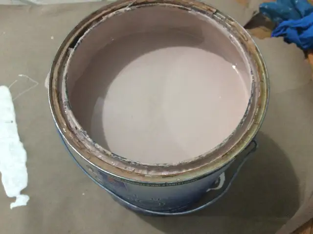 Left over paint for sale in Painting & Paint Supplies in Mississauga / Peel Region - Image 3