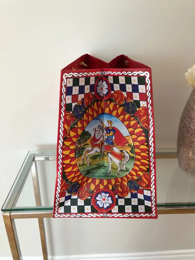 Dolce and Gabbana Fiasconaro Shopping Bag in Arts & Collectibles in Markham / York Region - Image 4