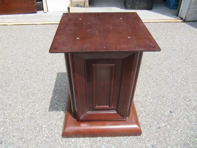 Vintage Solid Wood Bombay Square Dinner Table Circa 1980s-90s in Dining Tables & Sets in Mississauga / Peel Region - Image 9