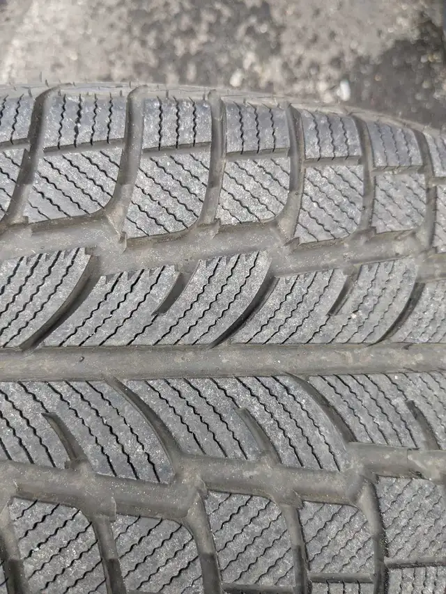 mag avec pneus hiver neufs 18 pouces dodge in Tires & Rims in Granby - Image 11