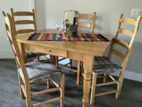Gorgeous hand-crafted oak kitchen table and chair - new price