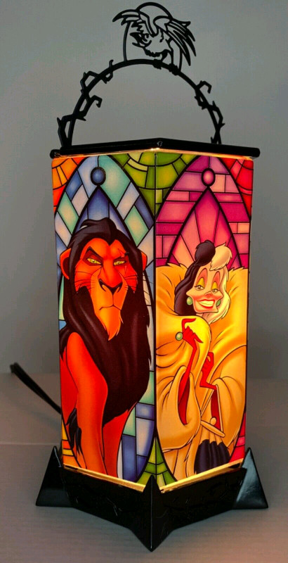 Disney Villains "all the rage" scentsy warmer in Home Décor & Accents in St. Catharines - Image 2
