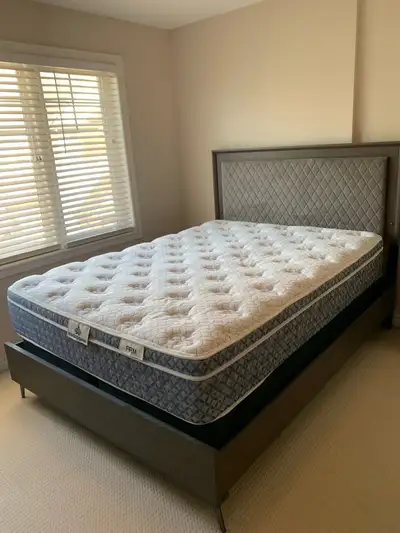 This matching bedroom set features a Queen bed frame with headboard, Kingsdown mattress dresser with...