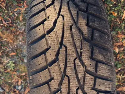 Winter tires 205/55R16 On rims 700$