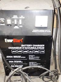 Batteries charger 200amp