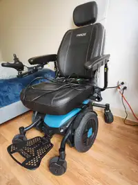 Chaise roulante électrique