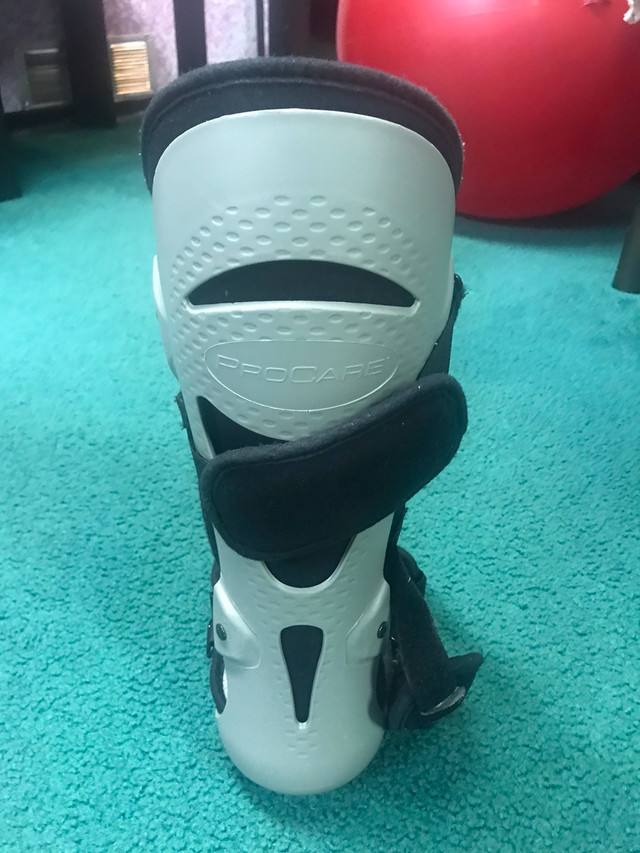 Plantar Fasciitis Heel Spur Achiles Tendonitis Support Boot  in Health & Special Needs in Windsor Region - Image 3