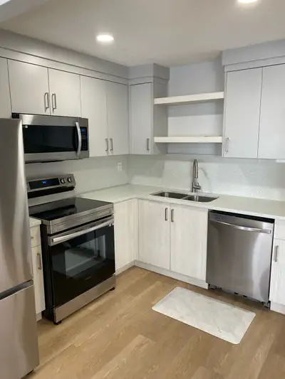 Lower level 3 bed 1 bath fourplex forest lawn SE