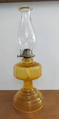 1950s Amber Hurricane Lamp P & A Mfg Co, Made in USA Thomaston