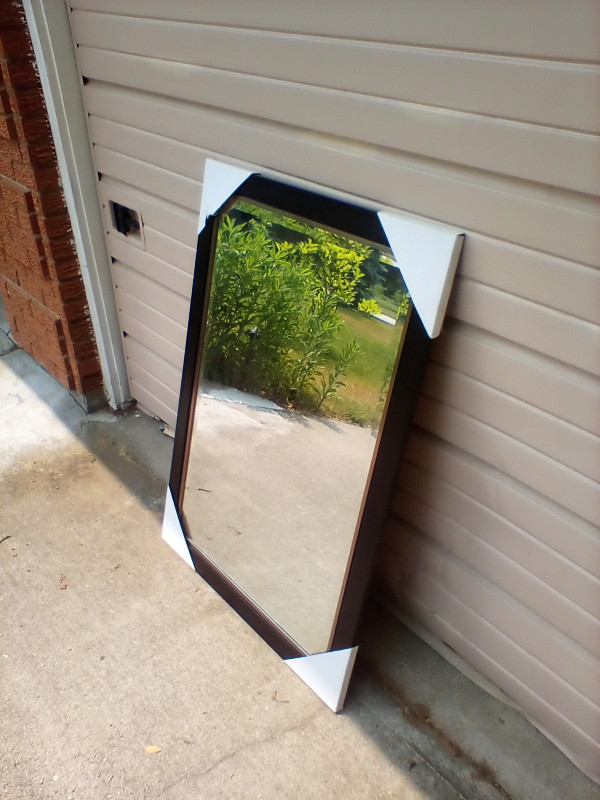 Large mirror (new) in Home Décor & Accents in Sarnia
