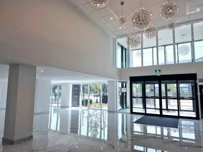 **BRAND NEW 1 BEDROOM WITH OFFICE & DEN & 2 BATHROOMS**