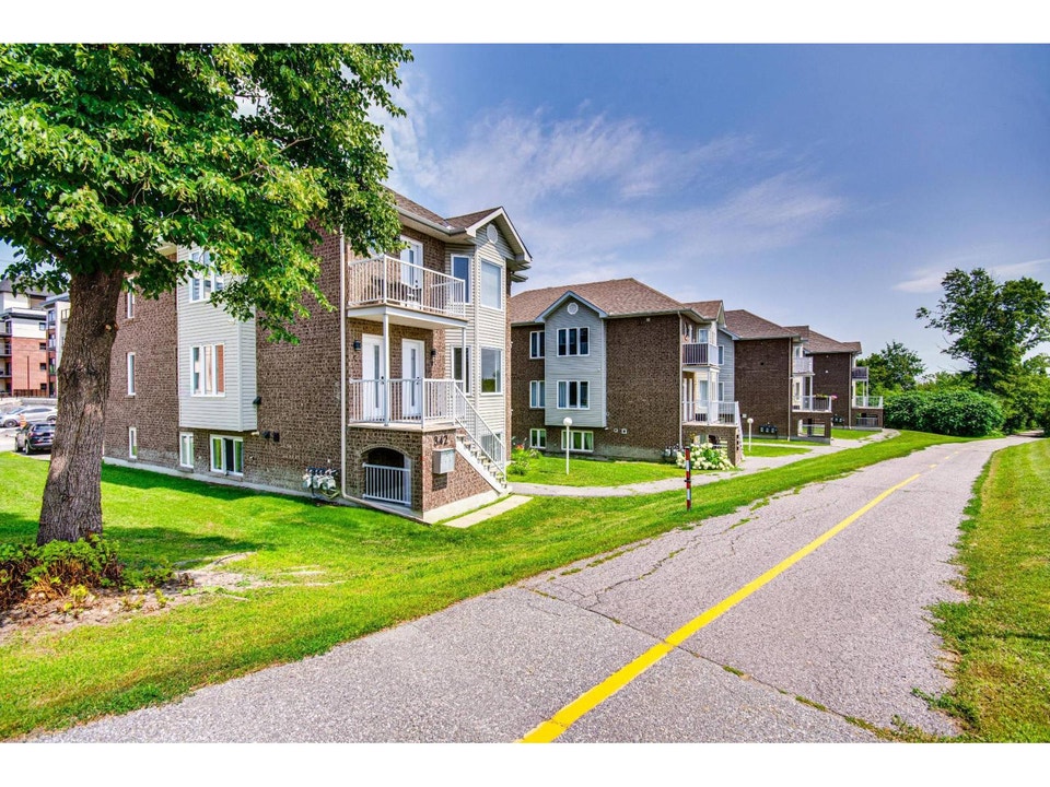 Appartement rénové de 03 chambres  à 5 min d'Ottawa 2