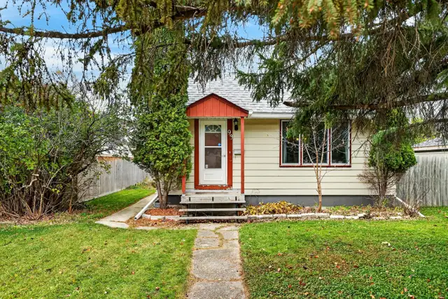 2 Bed 1½ Storey · 93 Humboldt Ave · St. Vital