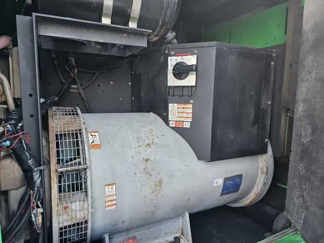 235 KVA MOBILE DIESEL POWER  GENERATOR, in Power Tools in Edmonton - Image 5