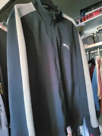 Puma Track Jacket, size Large, like new , View more