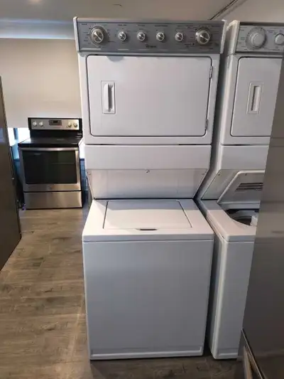 ensemble Whirlpool superposés #1974 + livraison , View more