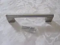Door Pulls - Cabinet and Drawer