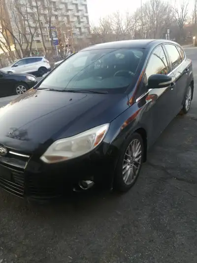 Voiture ford focus s vendre