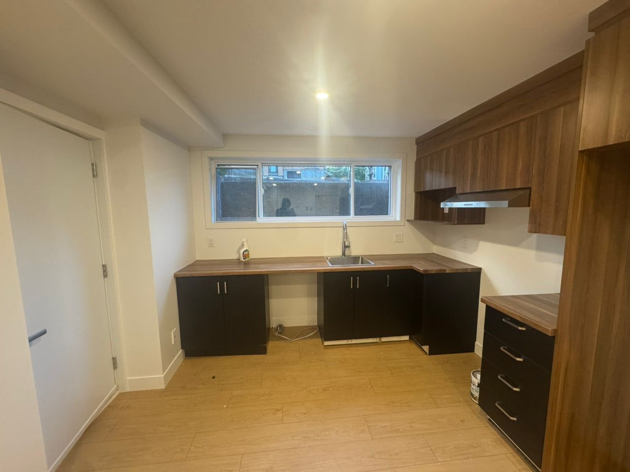 4  ½ neuf à Beauport : 1 200 $ — photo 2