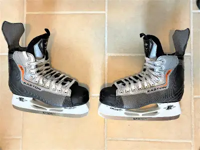 Easton Hockey Skates Patins Mens Shoe Size 8.0-8.5 US Hommes ("Skate Size" 7D) Easton Bladz Holders...
