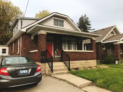 Two Bedroom Upper Unit