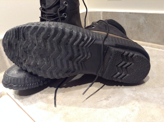 Sorel men's Cheyanne lace full grain waterproof duck boots sz 12 in Men's Shoes in Oshawa / Durham Region - Image 4