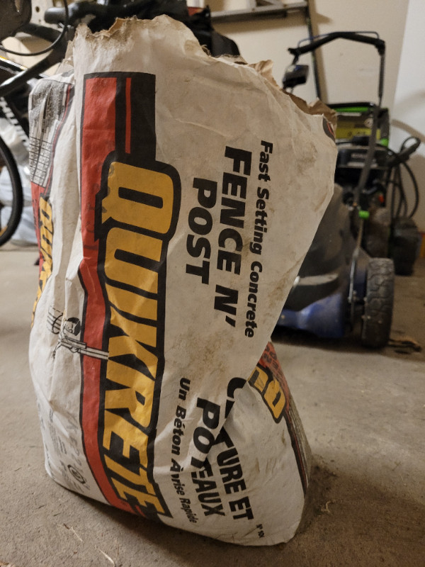 Quikrete fast setting concrete fence and post Decks & Fences