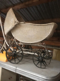 Antique wicker carriage