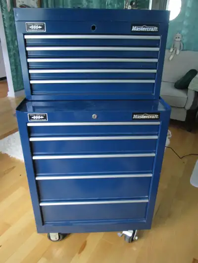 Tool chest, View more