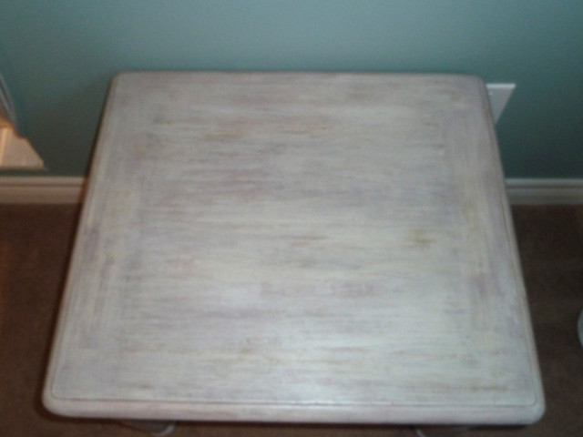 solid wood table in Other Tables in Kingston - Image 3
