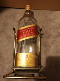 VINTAGE TREASURE JOHNNIE WALKER WHISKEY DISPENSER (VINTAGE )