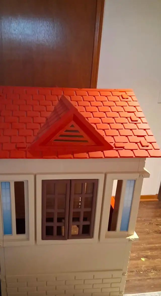 Little Tikes Playhouse in Toys in Windsor Region - Image 4