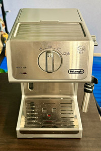 DeLonghi ECP3X20 Espresso Machine