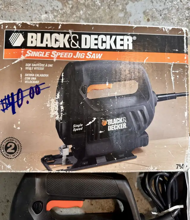 Black and Decker Single Speed Jig Saw, boxed64744750821891123