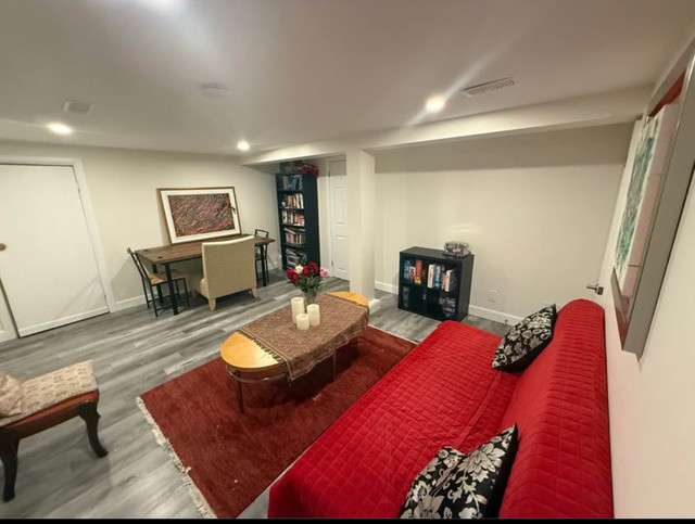1 room for rent in Alta vista  in Room Rentals & Roommates in Ottawa - Image 4