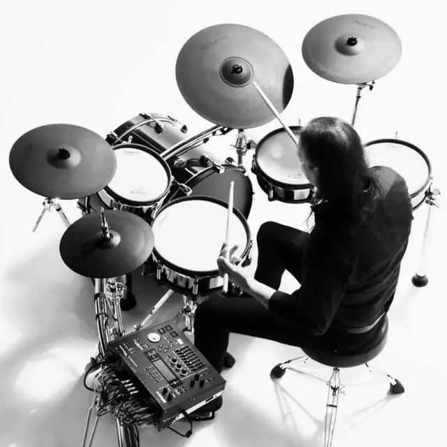 drummer wanted for soul/funk/rnb/pop group 