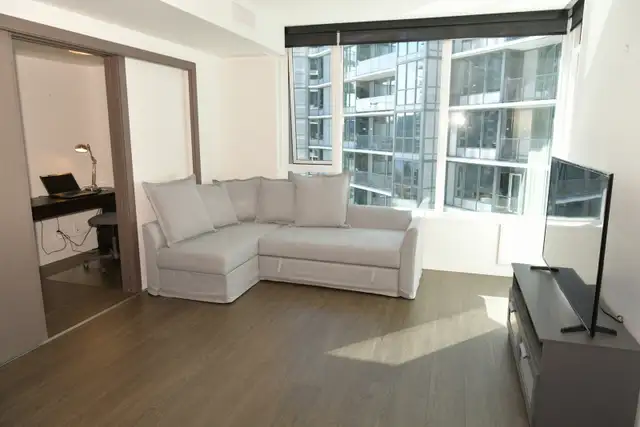 (RENTED THANK YOU!) Amazing Downtown Waterview Furnished Condo in Long Term Rentals in Vancouver - Image 6