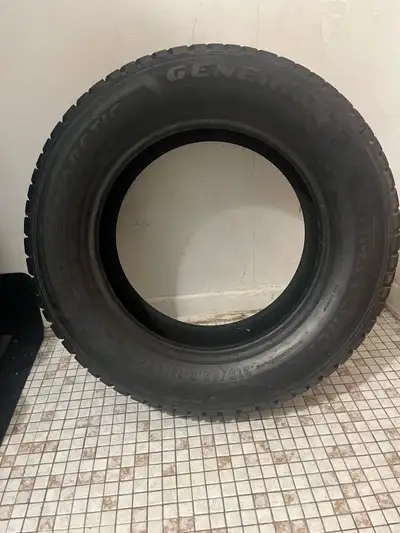 Good condition 4 winter tires .size 215/65.R16.98Q