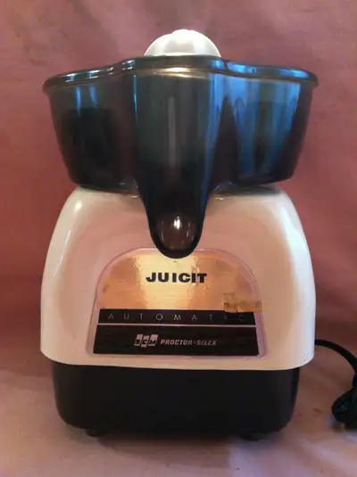 Proctor Silex Automatic Juicit Citrus Juicer, View more
