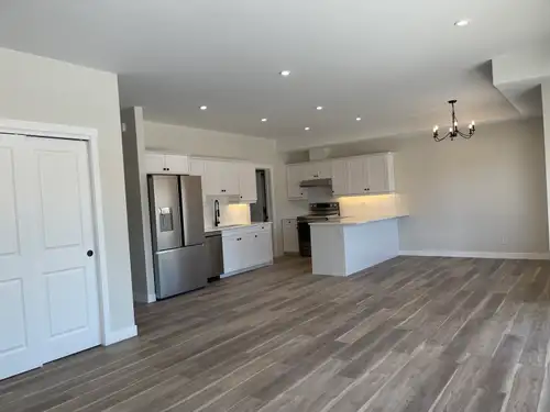 Brand-new, modern 2-bedroom, 2-bathroom apartment in an excellent central location. This bright, ope...
