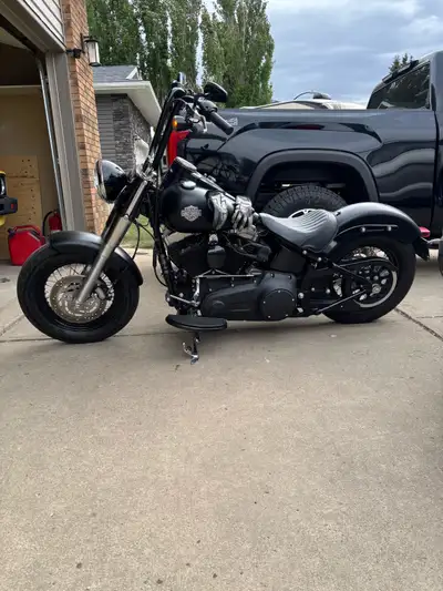2012 Harley Davidson Softtail Slim 20150km 14” apes Stage 1 Windshield,saddles bags all original par...