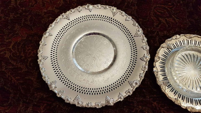 Vintage Ornate Silverplate and Glass Butter Dish and Silverplate in Kitchen & Dining Wares in Peterborough - Image 4