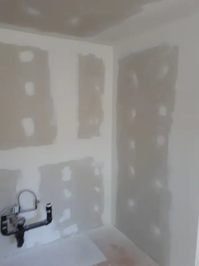 Painter and drywall joint taper.504926281495357447